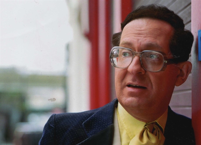 EARL OKIN
